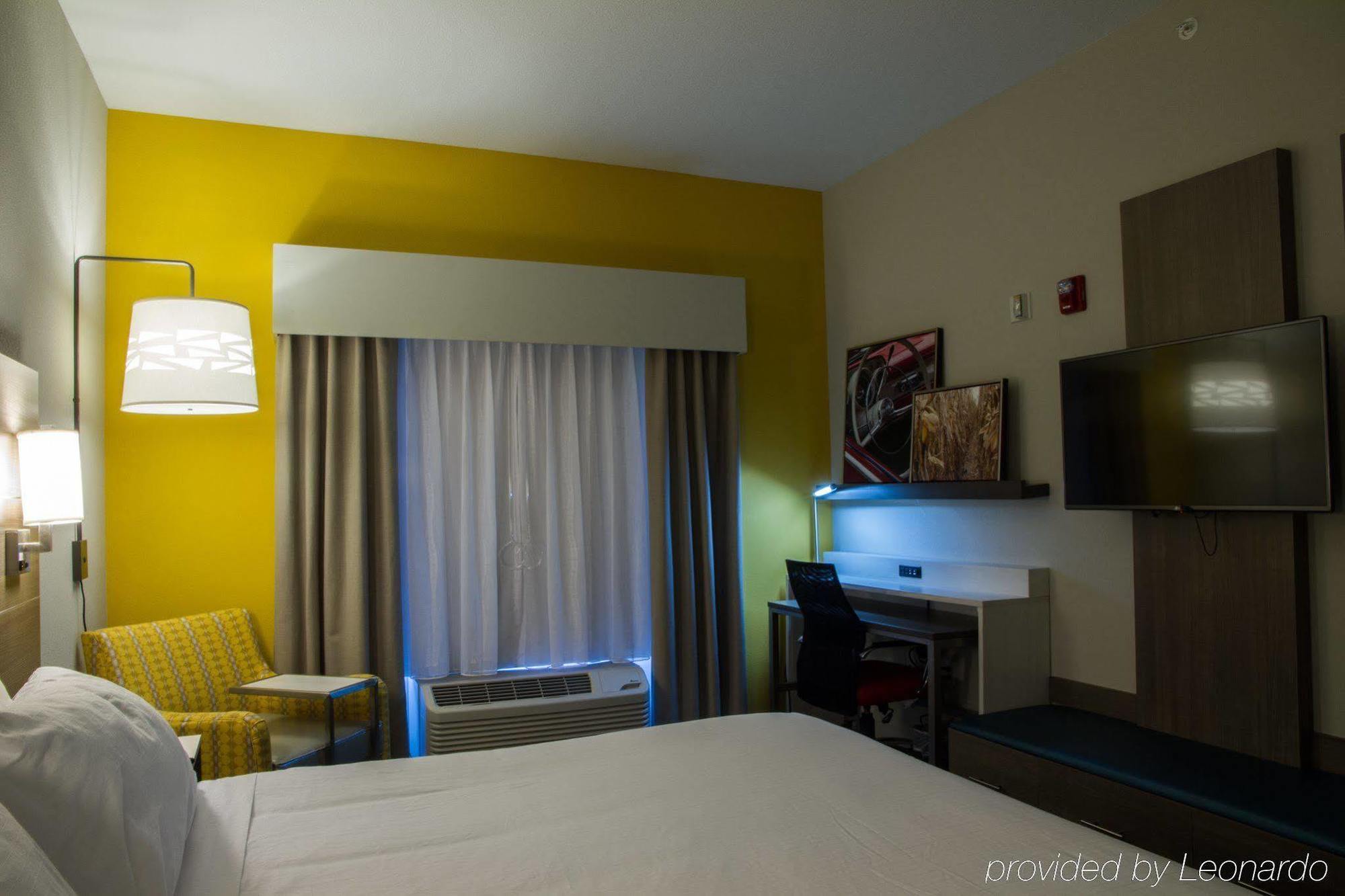 Holiday Inn Express & Suites Litchfield By Ihg Exterior foto